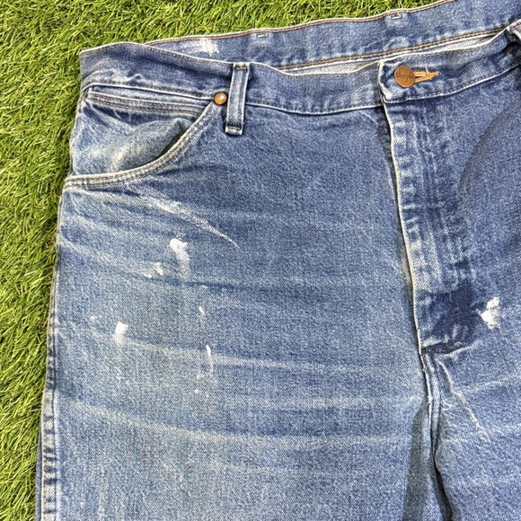 Wrangler Men's Blue Straight Leg Jeans - Picture 3 of 6